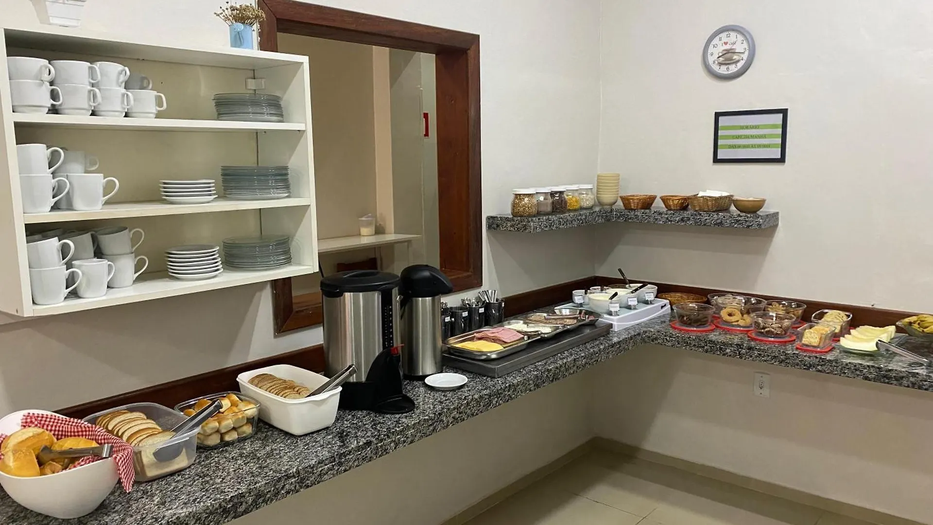 Hotel Três Passos - Prox ao Aeroporto e Rodoviária Porto Alegre Brasil